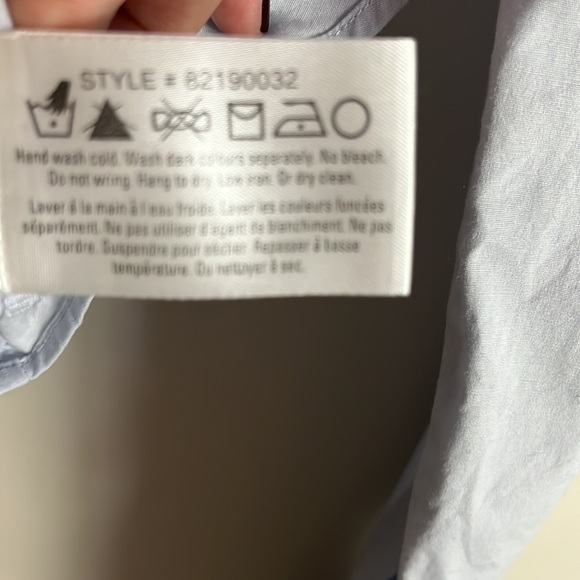 CLUB Monaco light blue cotton button down blouse womens medium - Picture 4 of 7